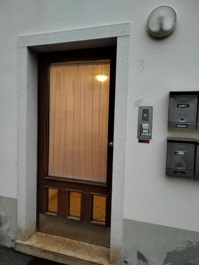 Il Vicolo_Carinissimo Appartamento In Centro Storico, Zona Giorno Mansardata Беллуно Екстер'єр фото